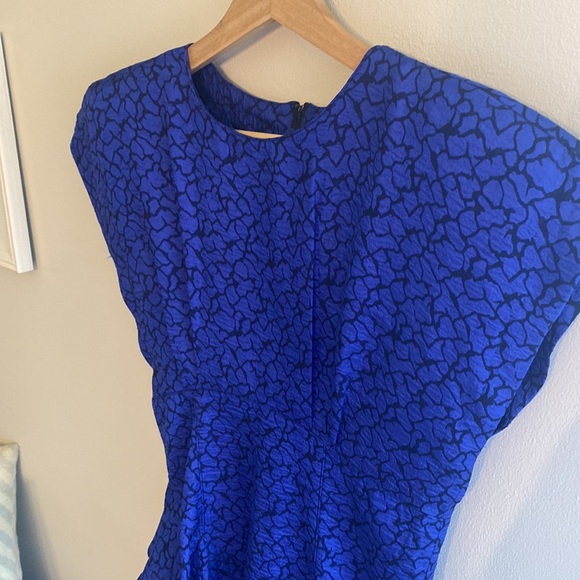 Vintage cocktail dress royal blue with ruffle and shoulder pads size small/xs - Picture 5 of 10